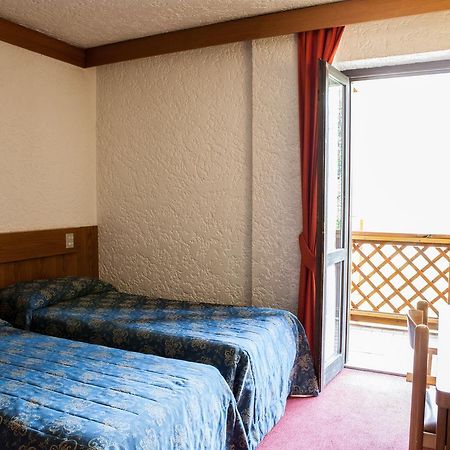 Hotel Il Catturanino Madonna di Campiglio Bagian luar foto