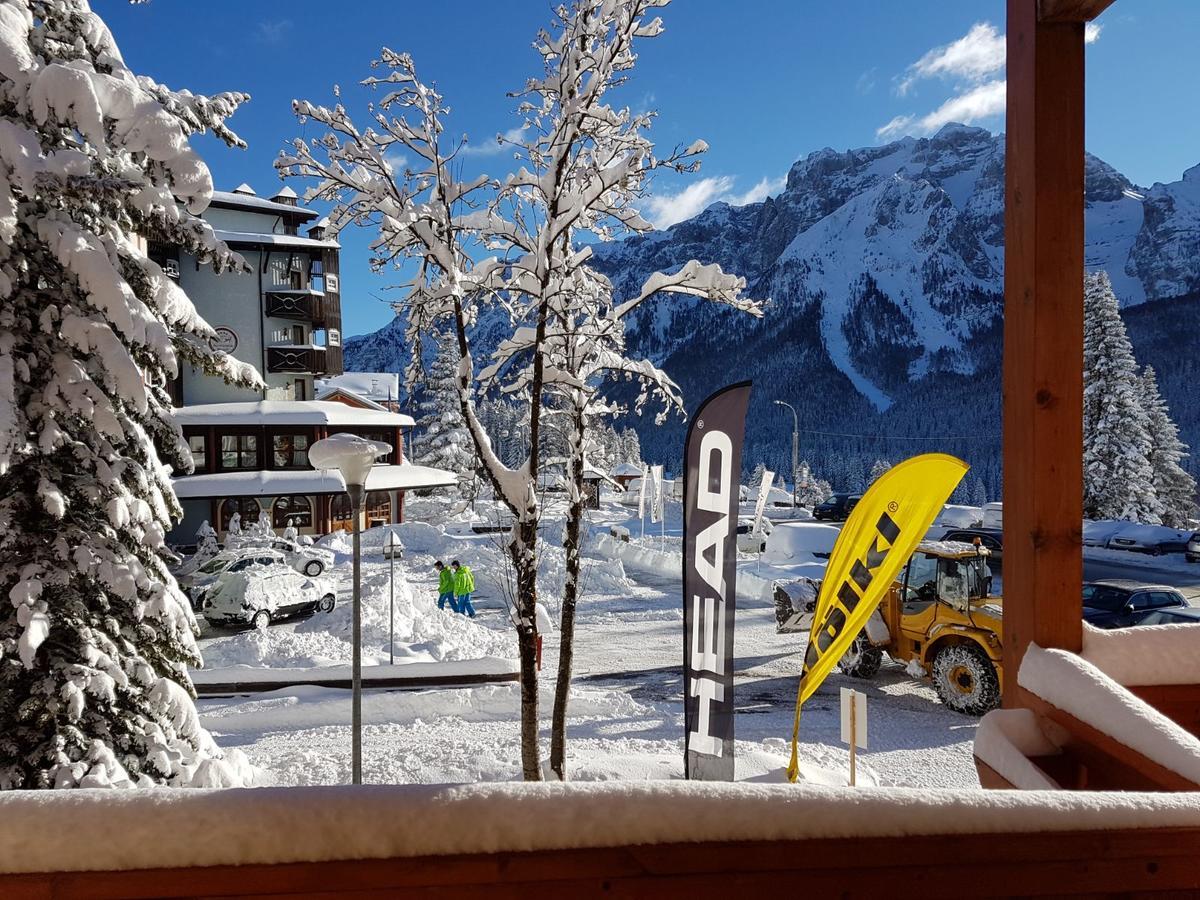 Hotel Il Catturanino Madonna di Campiglio Bagian luar foto